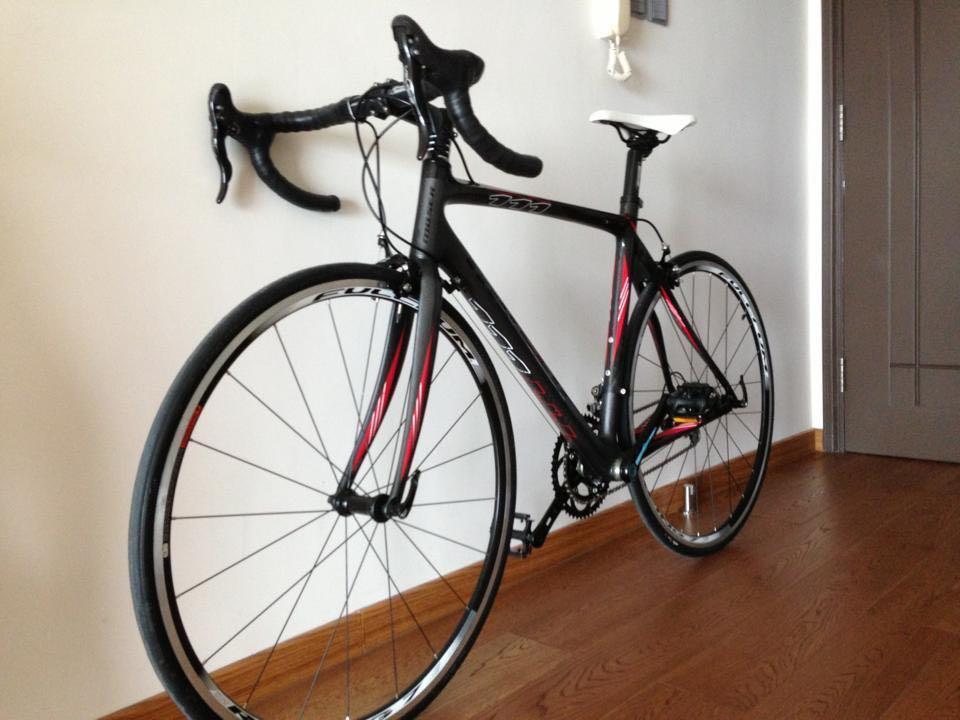 Road bike Moser 111 Italian Carbon Fibre Frame