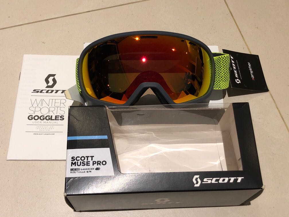 heart shaped ski goggles