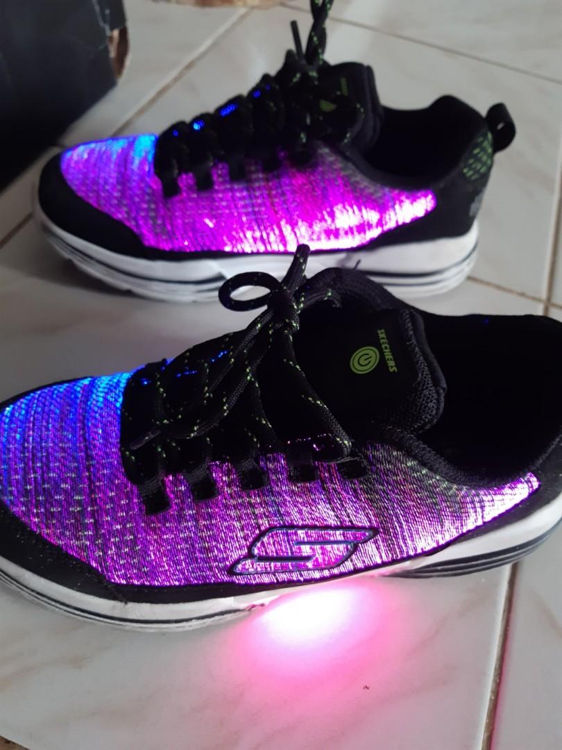 Skechers luminators aufladen cheap