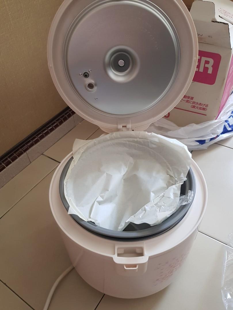 Tiger JNP1000 Rice Cooker Made in Japan, TV & Home Appliances, Kitchen
