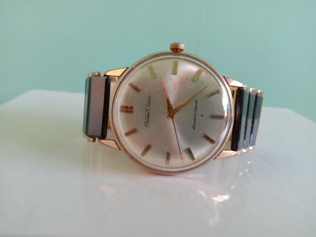 Vintage seiko crown diashock 21 jewels hand winding, Women's Fashion,  Watches & Accessories, Watches on Carousell