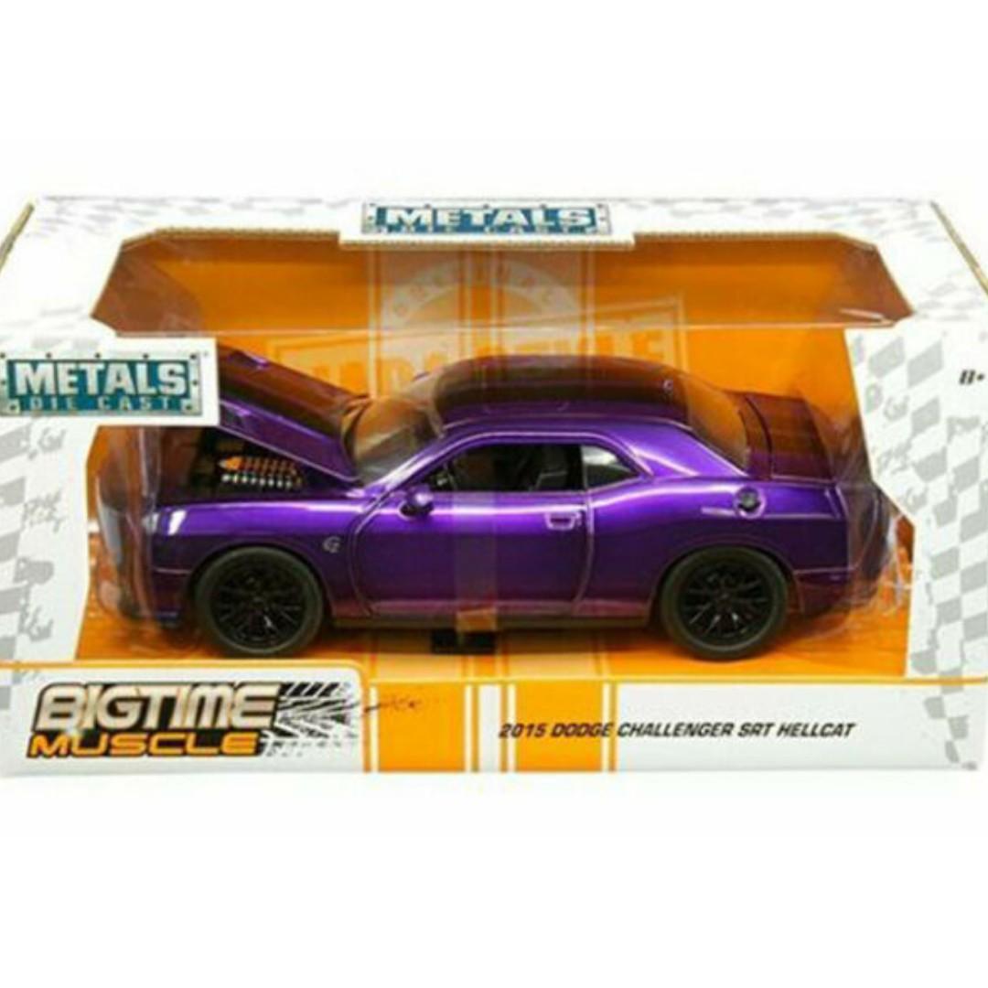 2015 Dodge Challenger SRT Hellcat Purple with Black Stripes Big Time