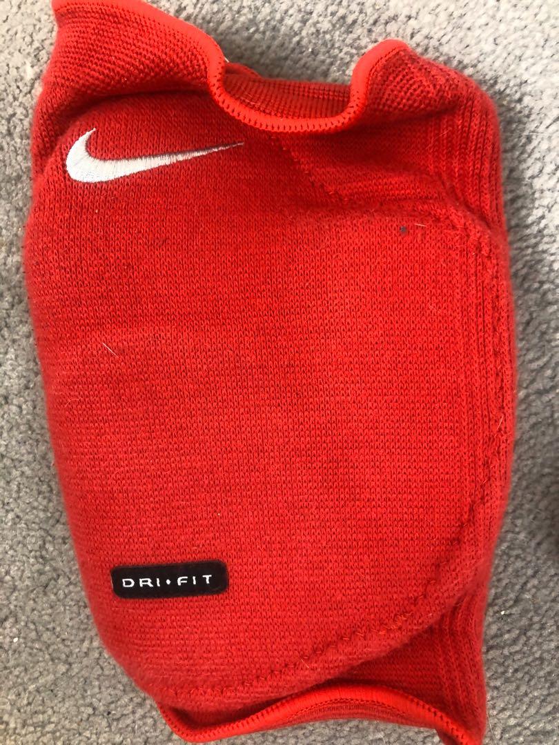 2 Piece Nike Red Dri Fit Knee Pads Kneepad Knee Protector Football