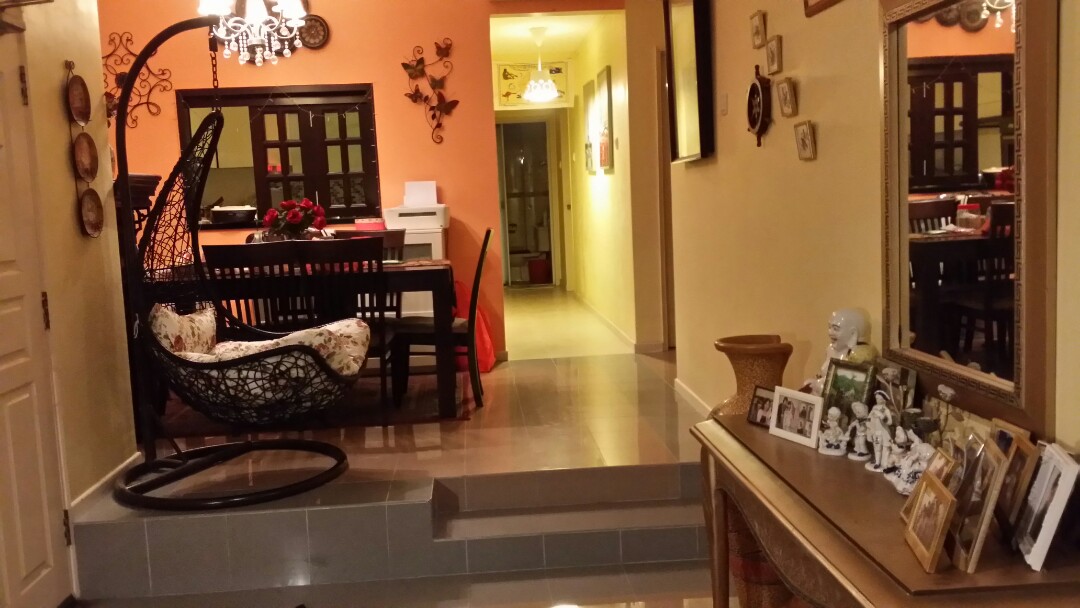 (Category: ) located in . Submitted by jen8899 (Listing ID 265570219, Image 1). Description: .