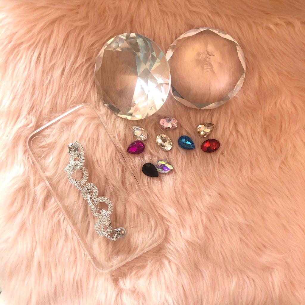 Bling Bracelet for 7 Plus 8 Plus iPX Xs Max 11 Pro Max (Category: Cases & Sleeves) located in Mandaluyong City. Submitted by bernice05 (Listing ID 265564207, Image 1). Description: Bling Bracelet Available for 7 Plus 8 Plus iPX Xs Max 11 Pro Max .