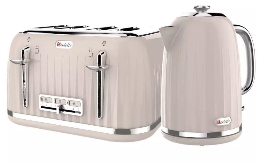 Blush kettle top and toaster
