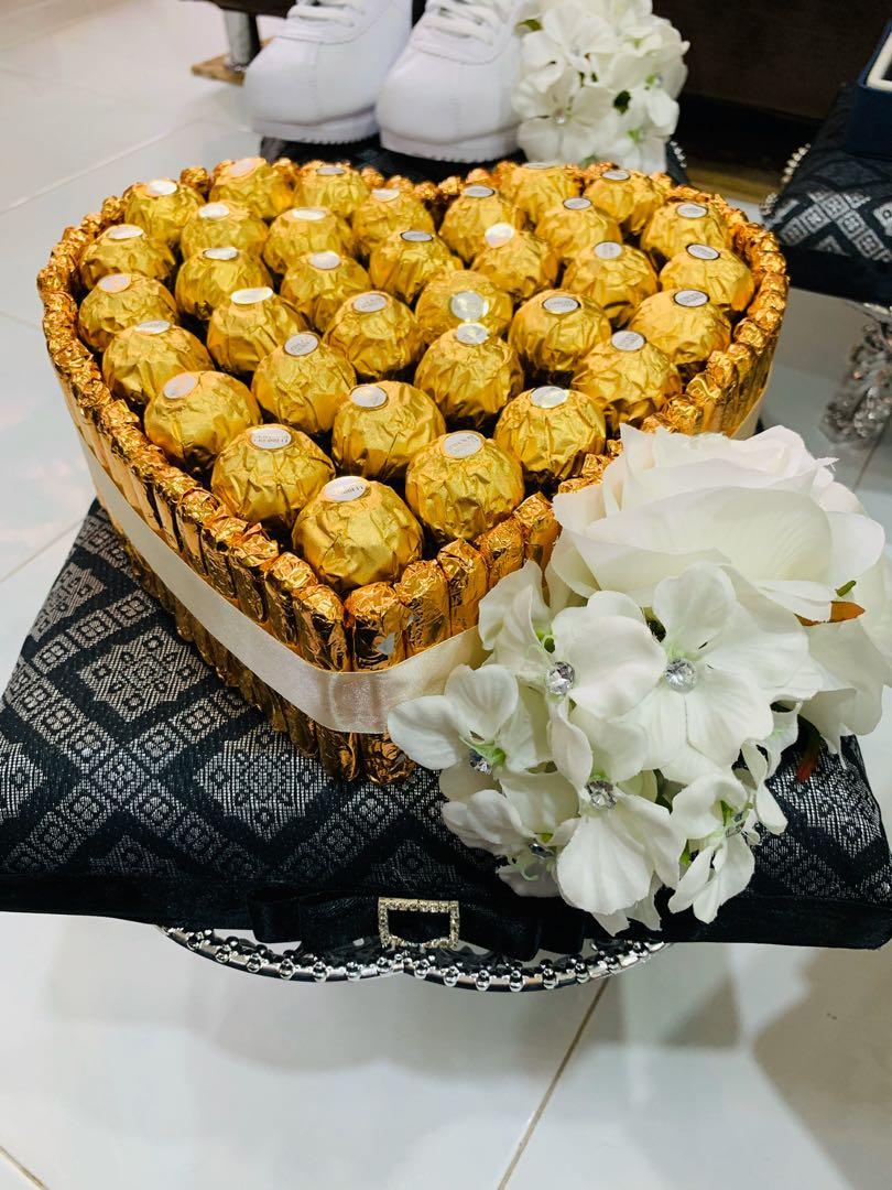 Dulang Hantaran  Coklat  Gubahan Ferrero Rocher Untuk  