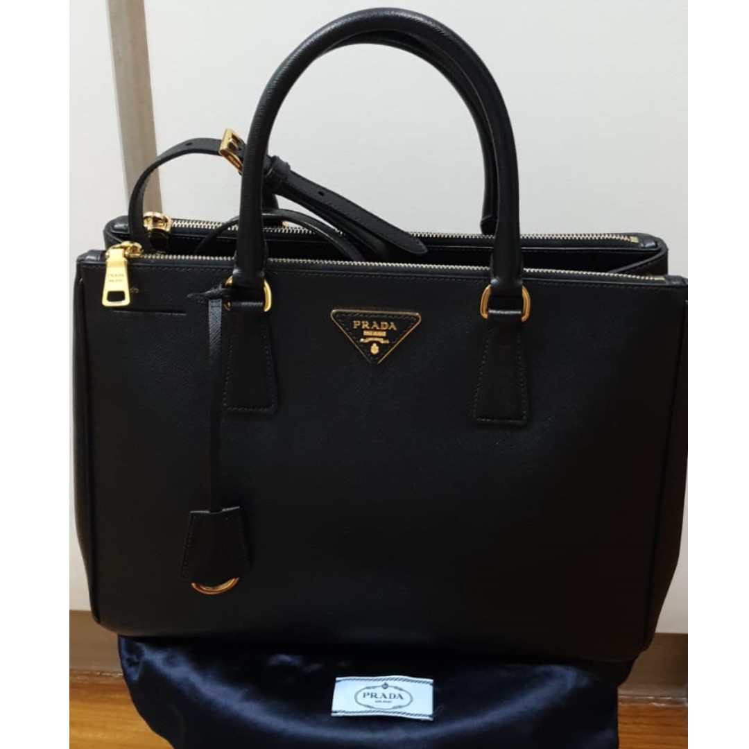 prada galleria medium saffiano tote bag