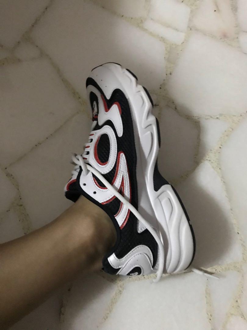 Fila Volante 98 Shoe / Sneaker - White Navy Red