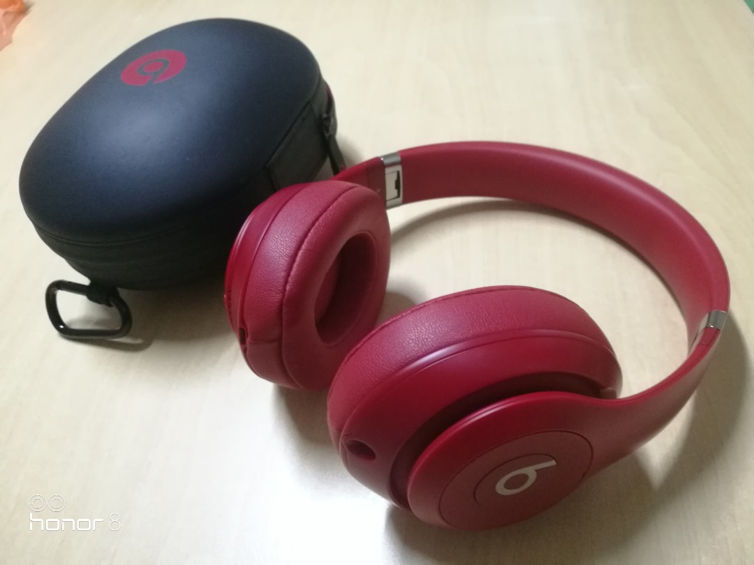 Beats studio 3 red light on sale