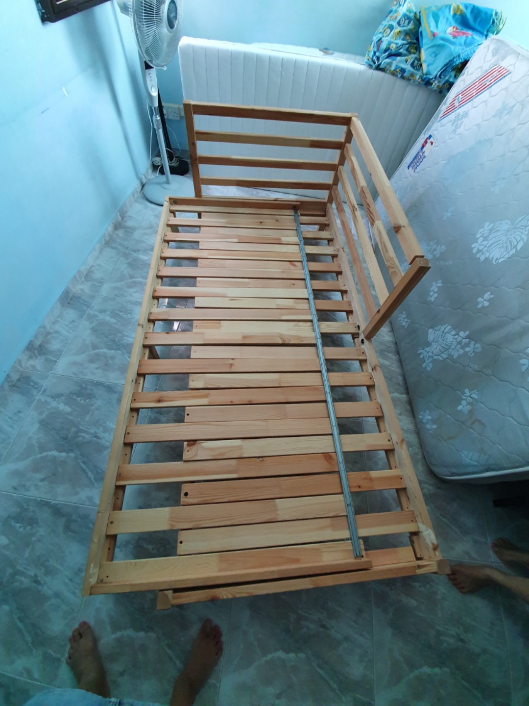 IKEA single to super single to queen bed pull out convenient, Furniture & Home Living, Furniture