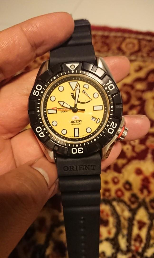 Orient top air diver