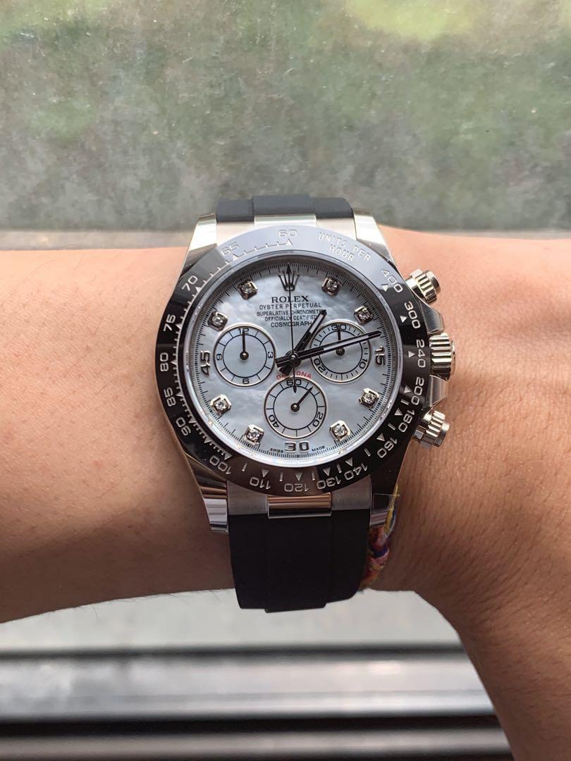 Rolex daytona mother of pearl white gold top