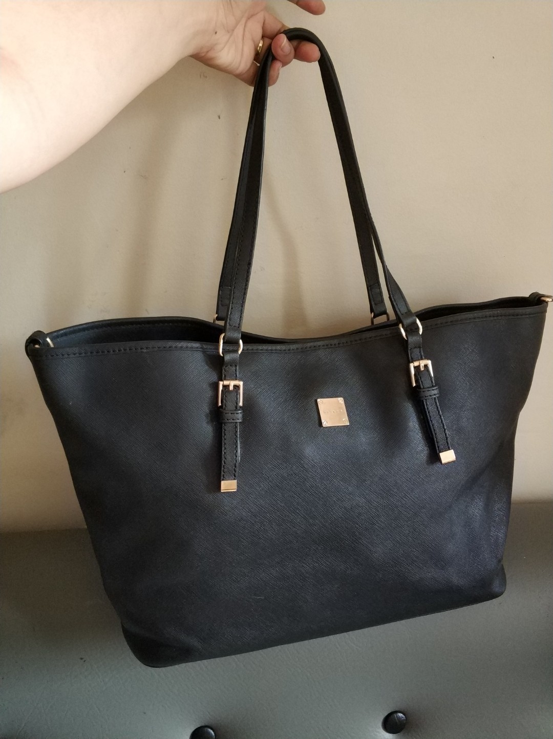 Sisley tote bag, Women's Fashion, Bags & Wallets, Tote Bags on Carousell