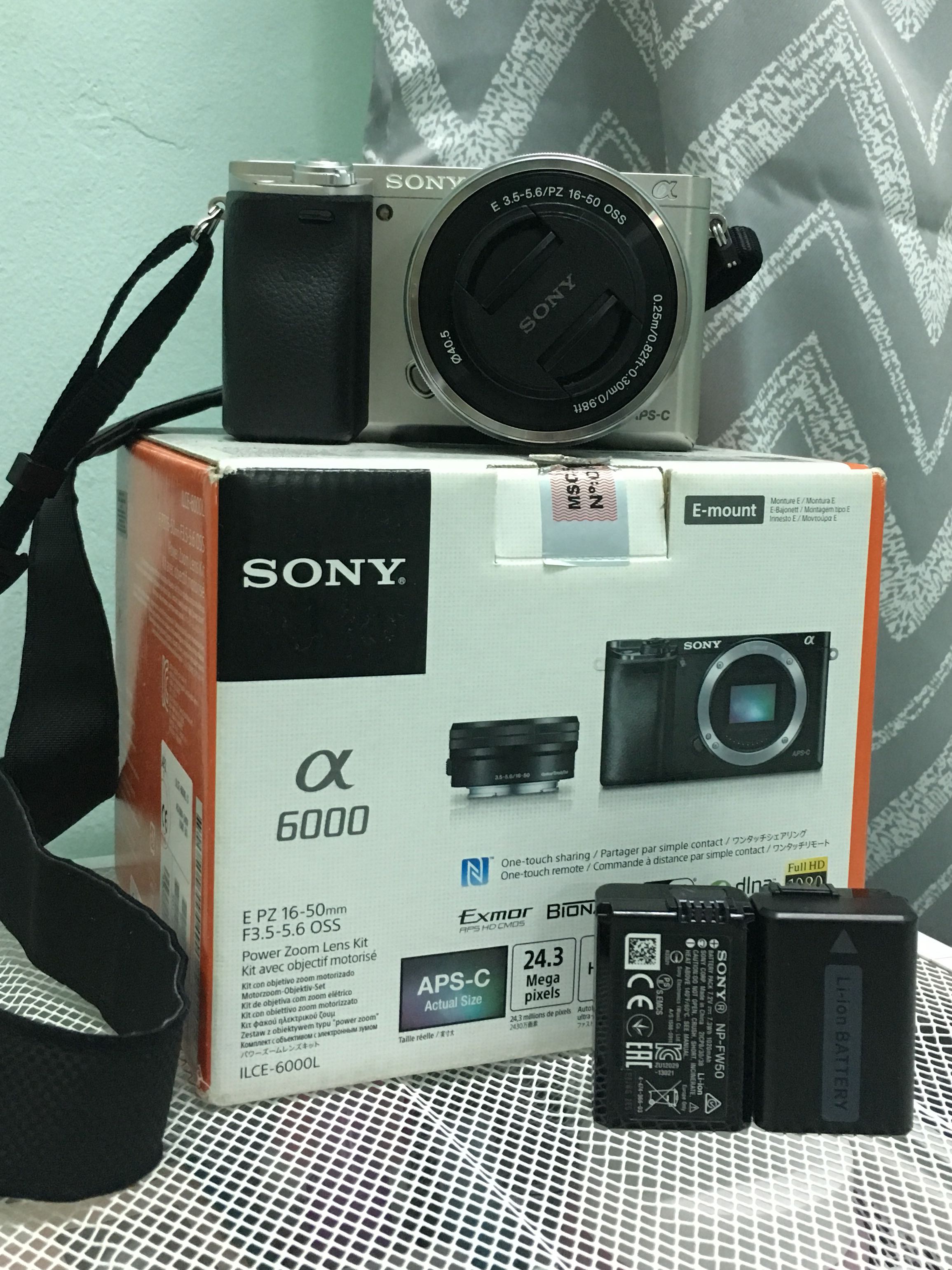 Sony A6000 + Kit Lens, Photography, Lens & Kits on Carousell