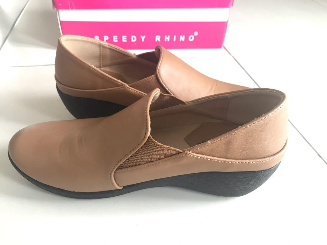 Speedy rhino shoes top