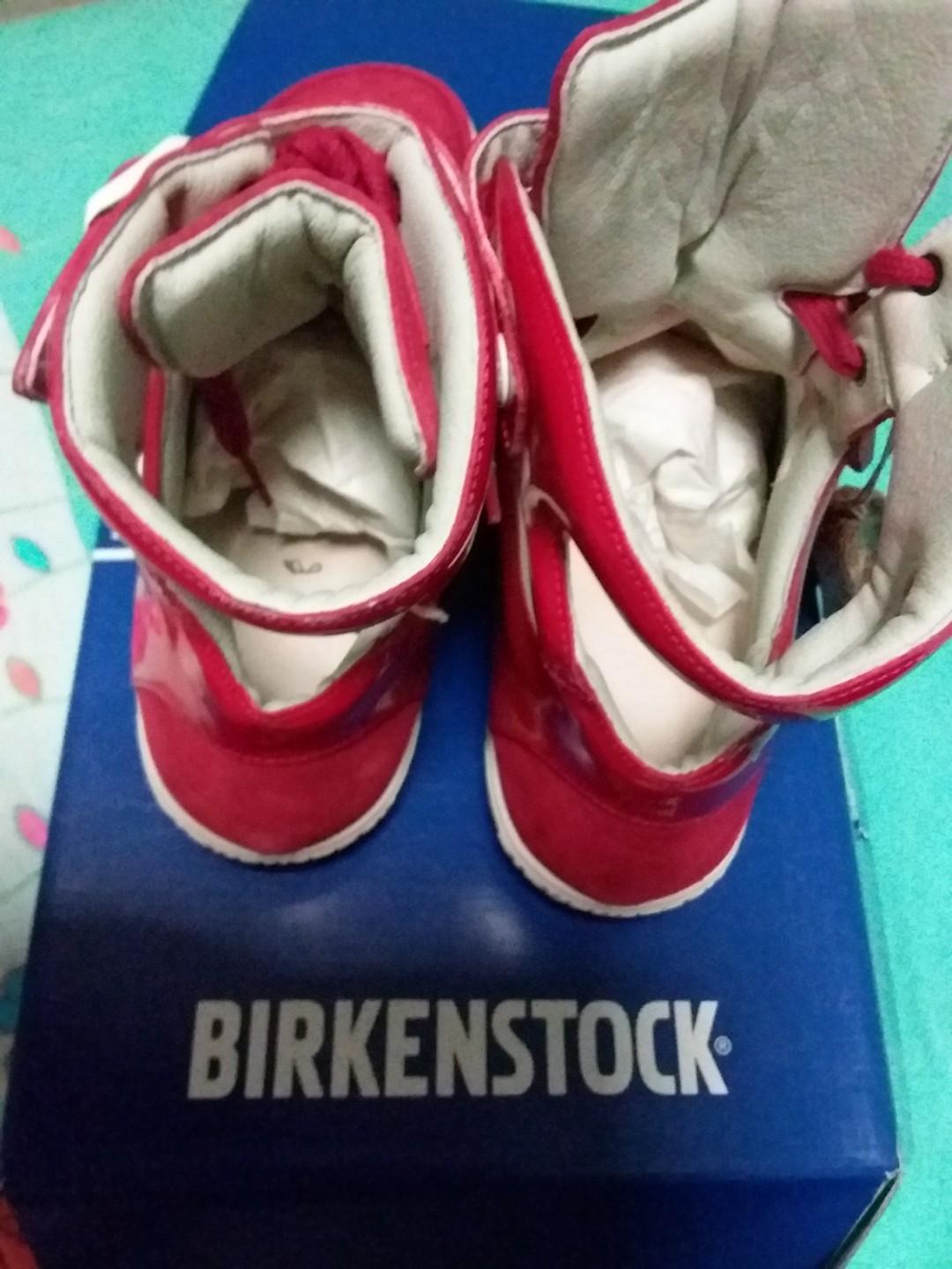Red suede sneakers womens online