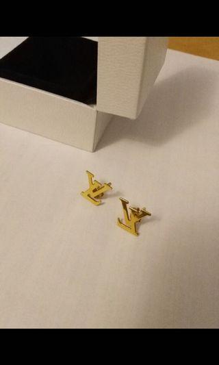 Louis Vuitton 18K gold earrings