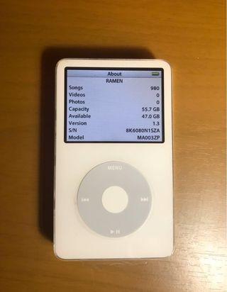 iPod Classic 60 GB And A Free Apple Remote