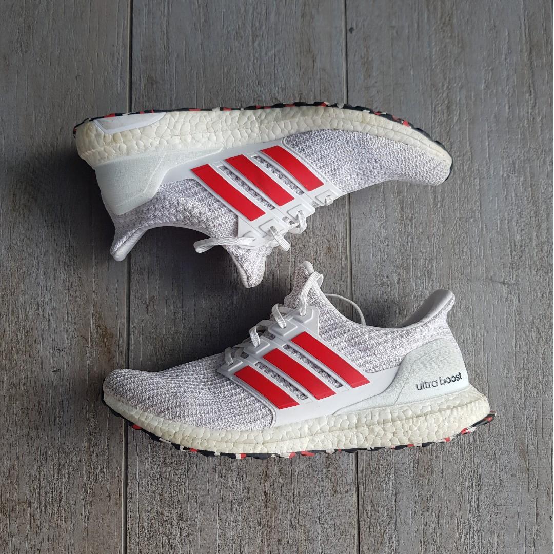 ultra boost 4.0 cloud white active red