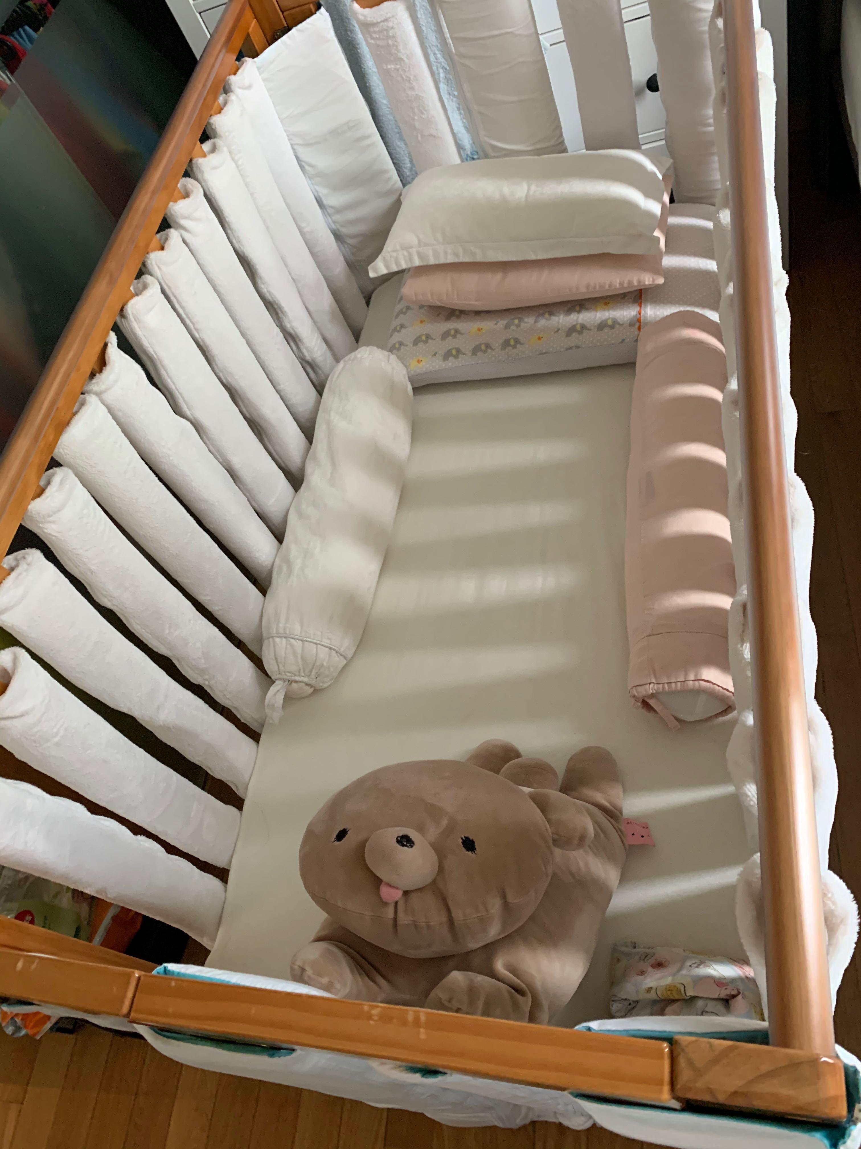 Babyhood foldable timber baby cot + free mattress n bumper! , Babies