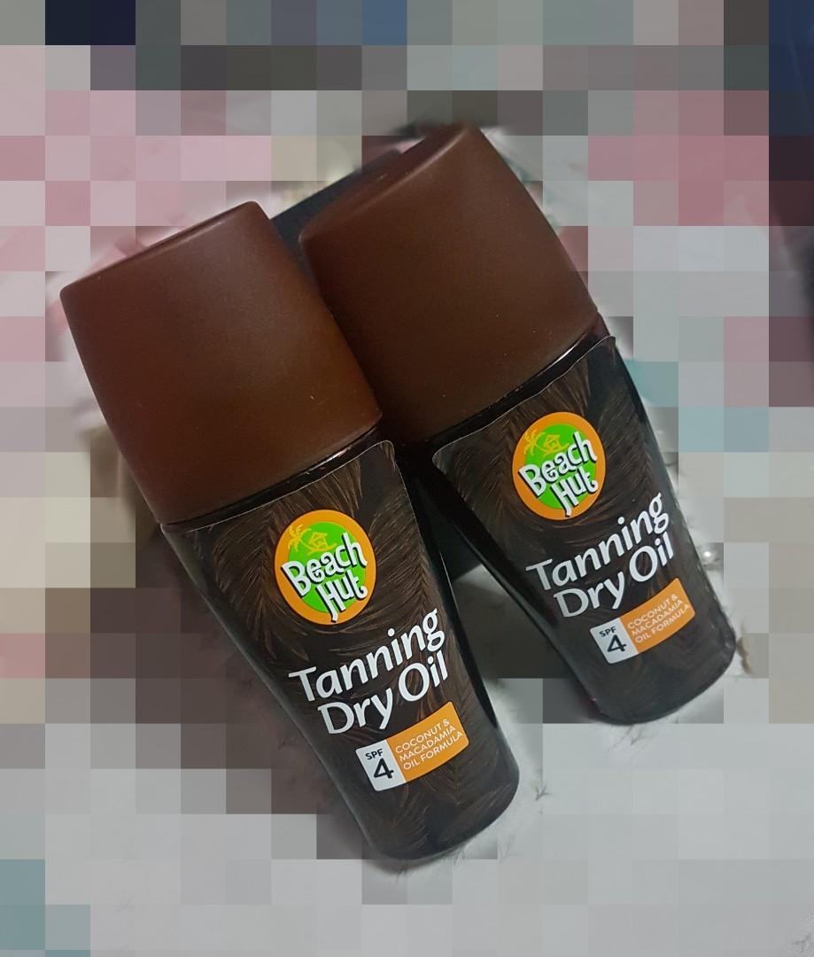 BEACH HUT Tanning Dry Oil (Category: Bath) located in Bulacan. Submitted by shopyourstyleph (Listing ID 265691221, Image 1). Description: 800 each..