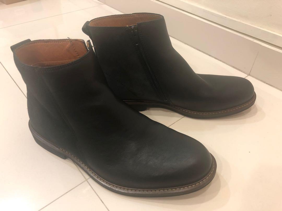 Ecco Mens black boots - Brand new: size 