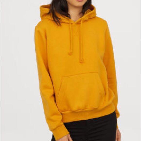 Mustard yellow online hoodie h&m