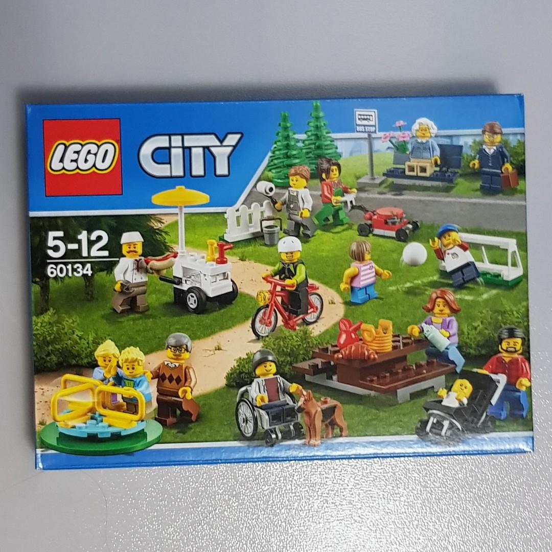 Tree from city Fun in the Park 60134 NEW! LEGO Picnic Bench with accessories