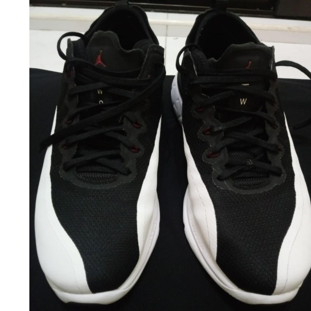 jordan trainer prime black and white