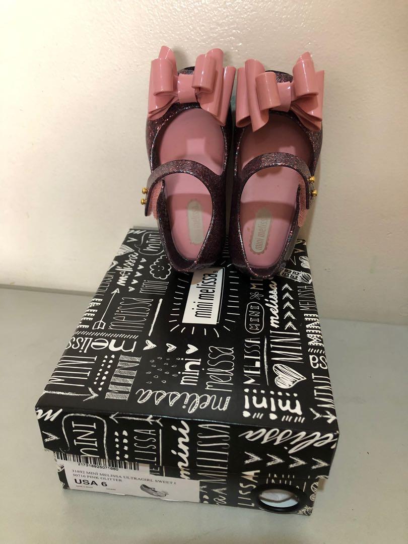 Mini Melissa Ultragirl Sweet size 6 (Category: Babies & Kids Fashion) located in Makati City. Submitted by kathysgarage (Listing ID 265634571, Image 2). Description: Selling my little girl’s Melissa shoes. She is growing up so fast and we don’t have the space so ALL MUST GO! Everything is slightly used, dirt is nothing a little wiping cannot fix... please make an offer and if reasonable i will give it at the price you want ;) BDO deposit / Shippi