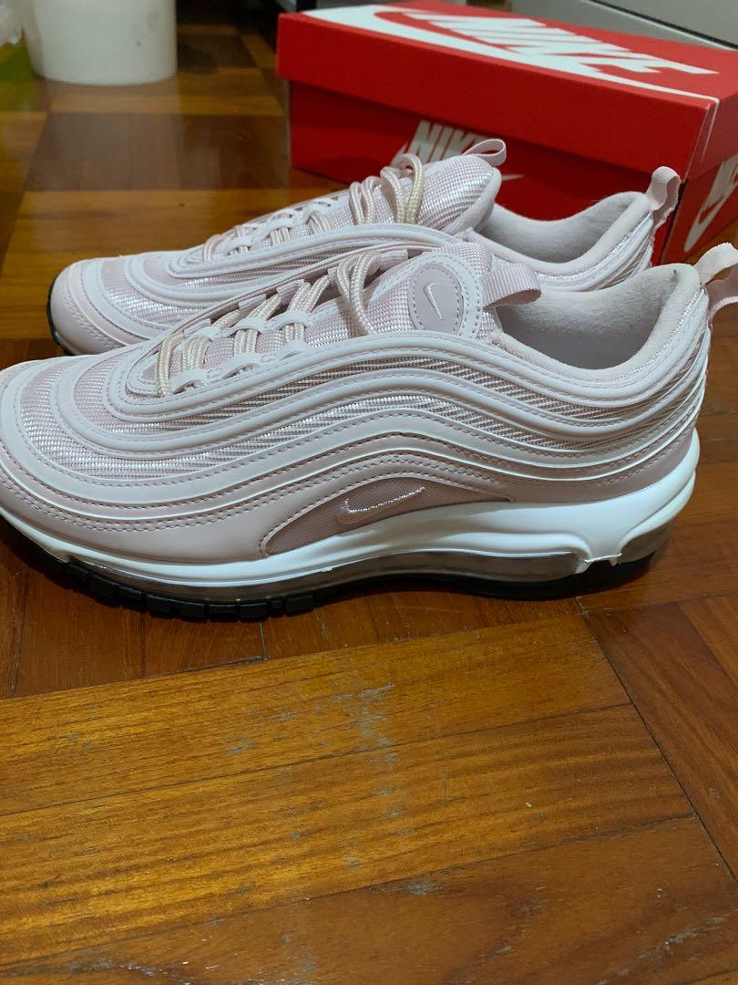 Fake 97's top