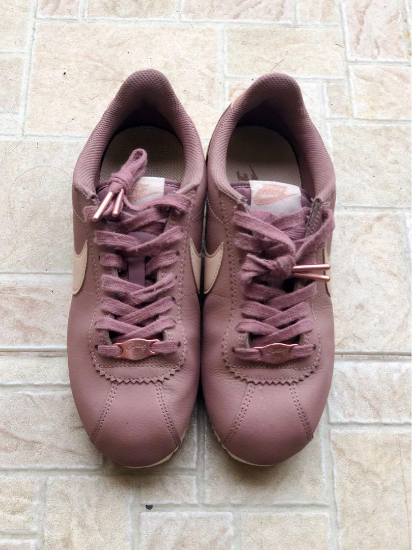 smokey mauve nike cortez