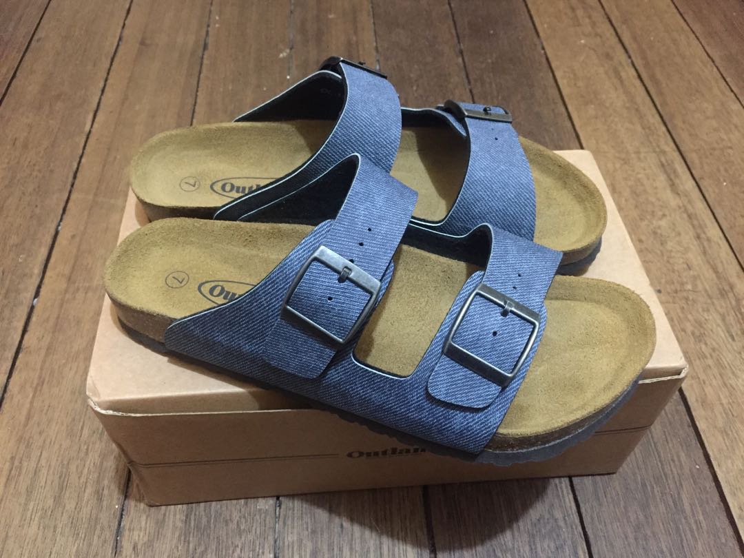 BRAND NEW Outland Sandals in Navy Women s Fashion Footwear