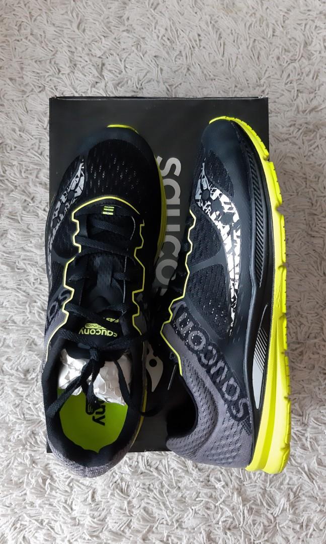 saucony fastwitch