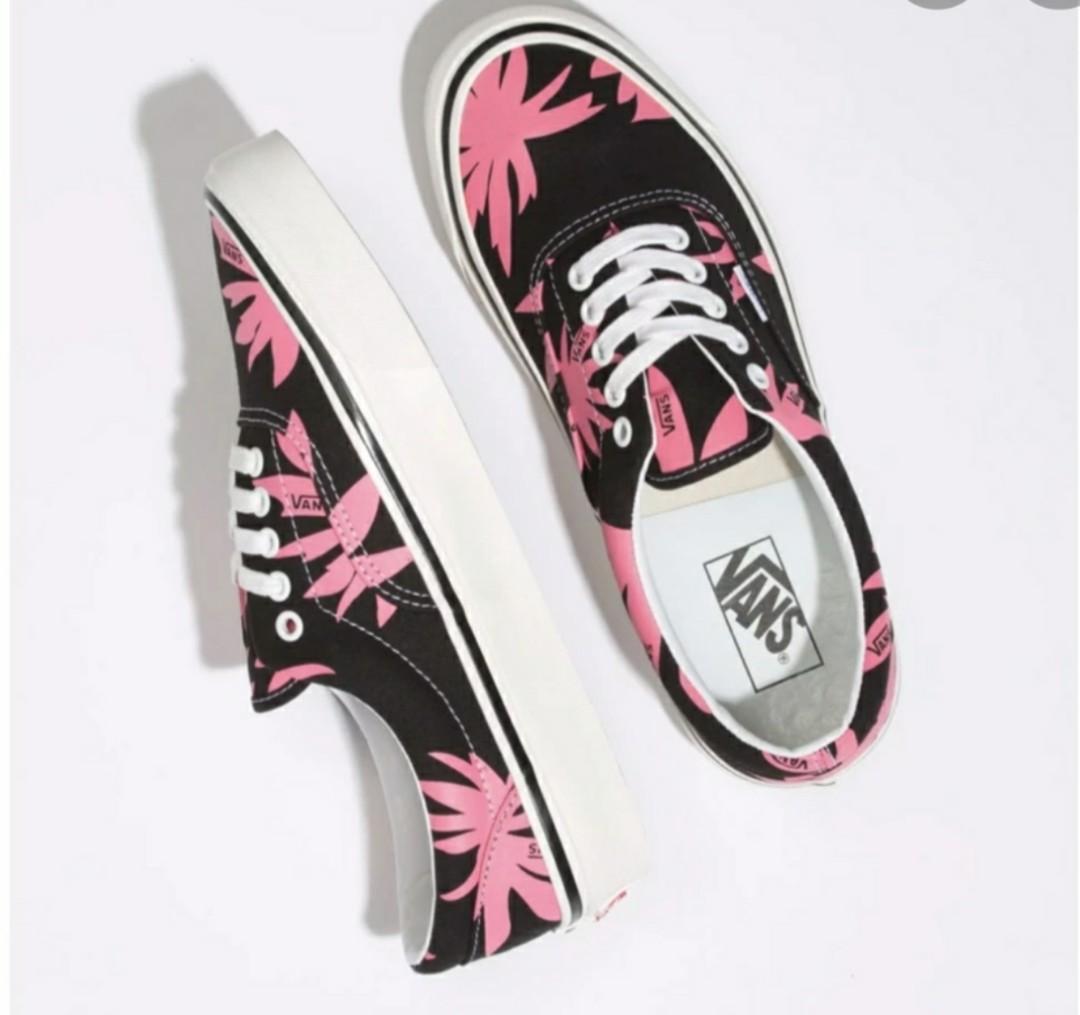 vans westgate mall