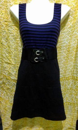 Purple sleeveless dress