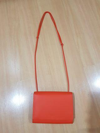 Baggu crossbody bag - burnt Orange #crossbody #baggu #leather #minibag