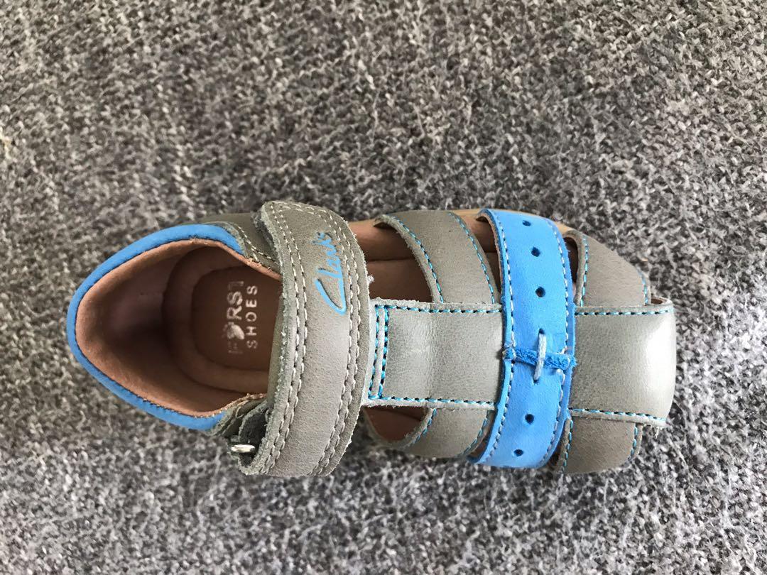 Clarks baby girl shoes size 4 Clearance