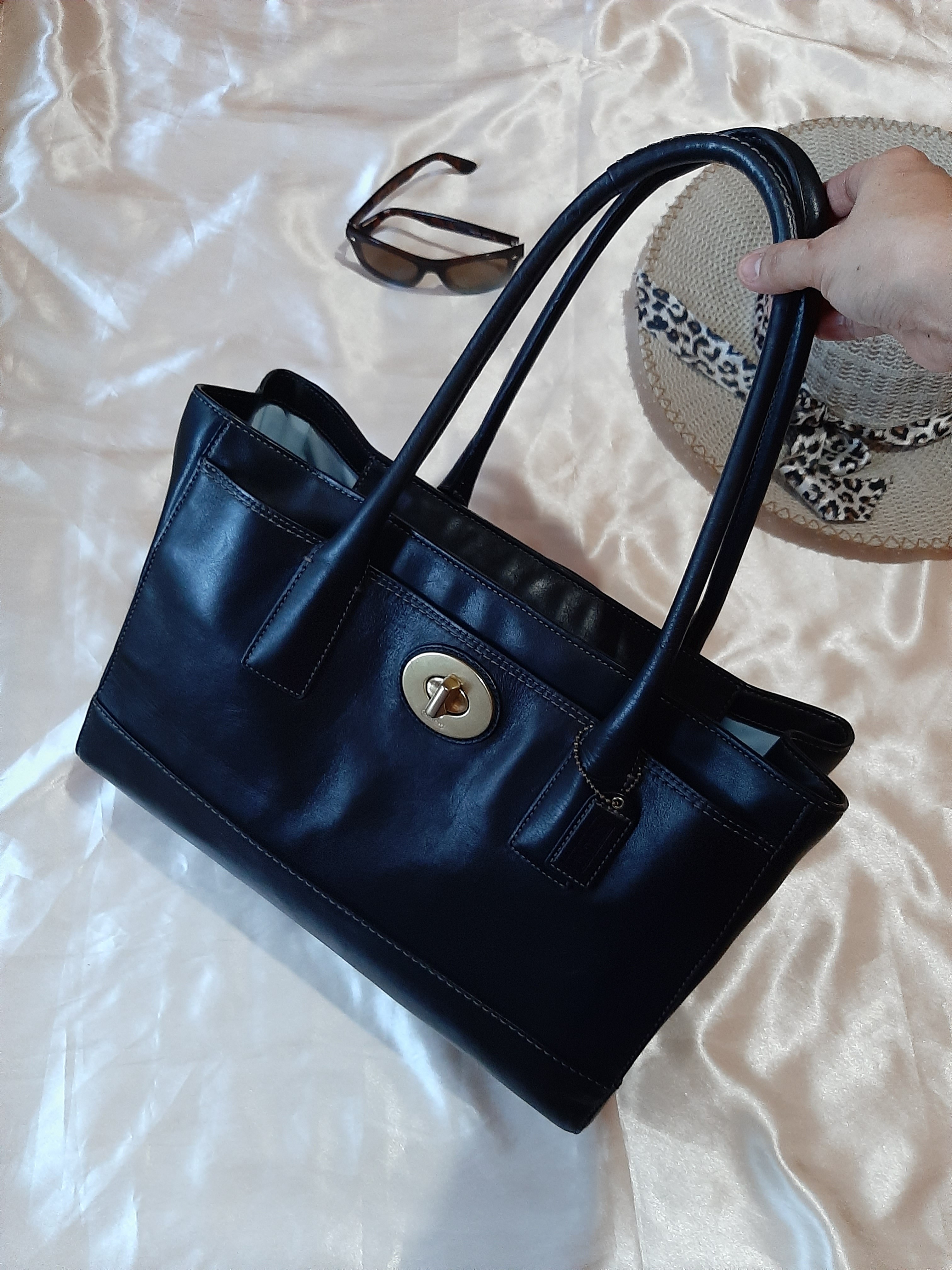 Coach Vintage Black Madeline Leather Shoulder Bag Satchel Style
