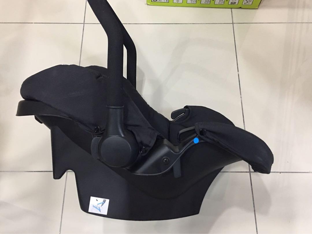 Hauck Zero Plus Car Seat, Babies & Kids, Going Out, Car Seats on Carousell