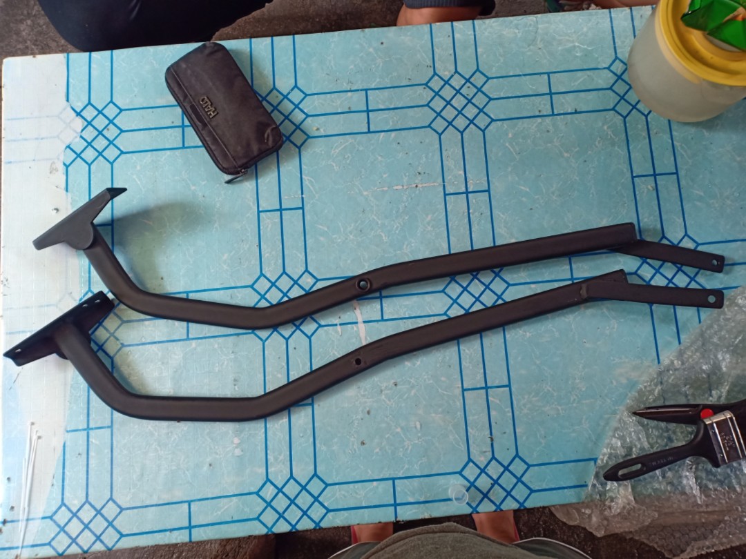 Honda click givi bracket clearance