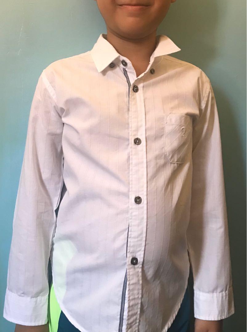 Formal white polo (Category: Formal Shirts) located in Muntinlupa City. Submitted by firstborns (Listing ID 265815073, Image 3). Description: White formal longsleeves polo for kids Napoleon Size 7/8Y Worn only once .