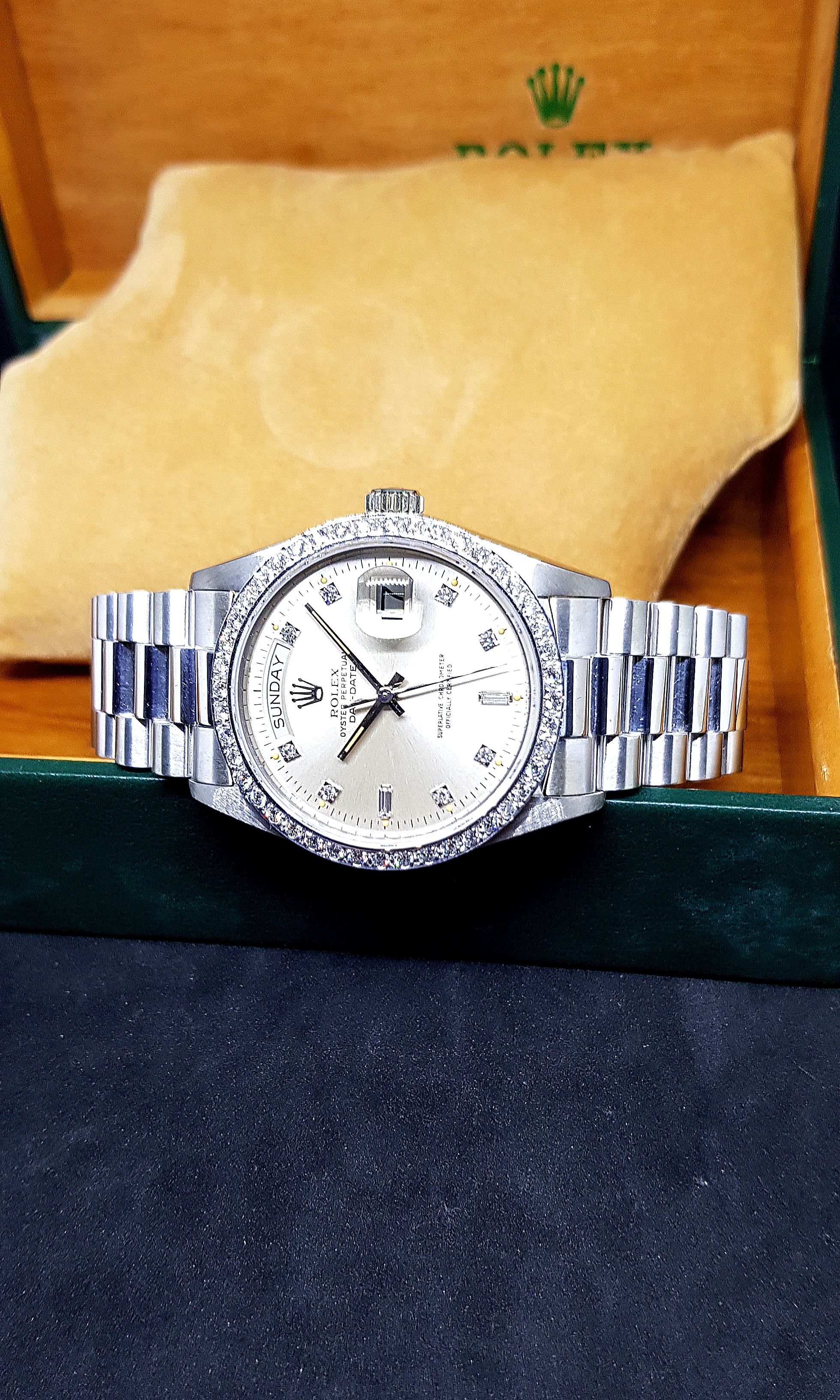 NOT AVAILABLE) Rolex Oyster Perpetual 18K Solid White Gold Diamond Day Date  REF: 18049, Luxury, Watches on Carousell
