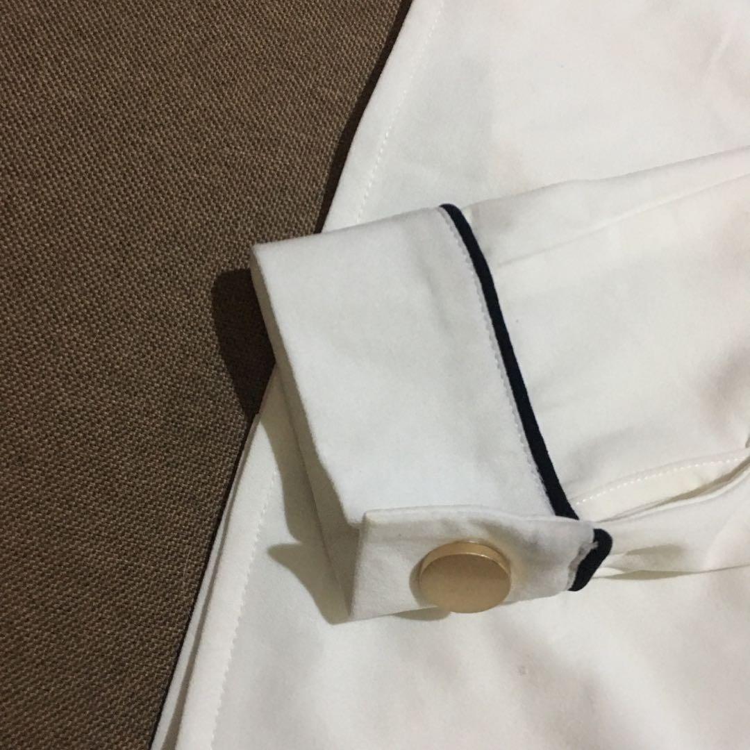 Office blouse (Category: Blouses) located in Imus. Submitted by katykit (Listing ID 265943047, Image 2). Description: .