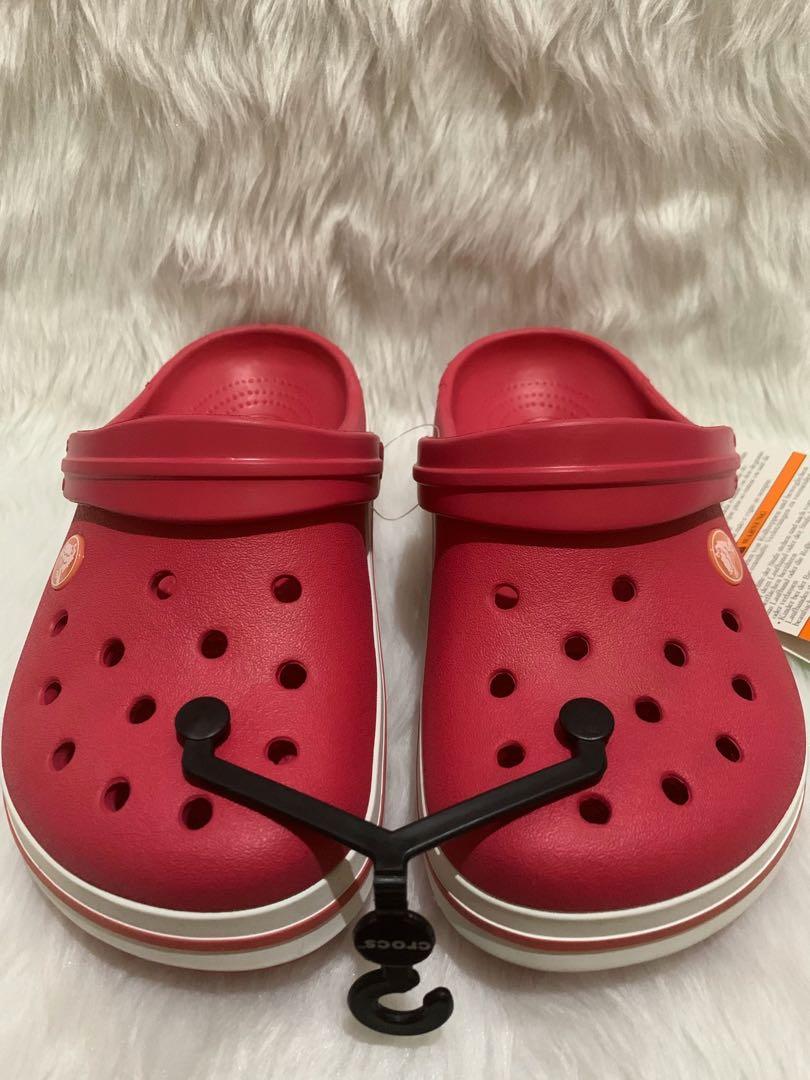Original and Brandnew Dark Pink Crocs (Category: Other Baby Bathing & Changing Needs) located in Quezon City. Submitted by skinguru (Listing ID 265862377, Image 1). Description: Original and brandnew Crocs dark pink in color Size: J1 (see the chart for exact measurement) With tag. WHAT YOU SEE IS WHAT YOU GET ❌we never sell fake‼️ #best2019.