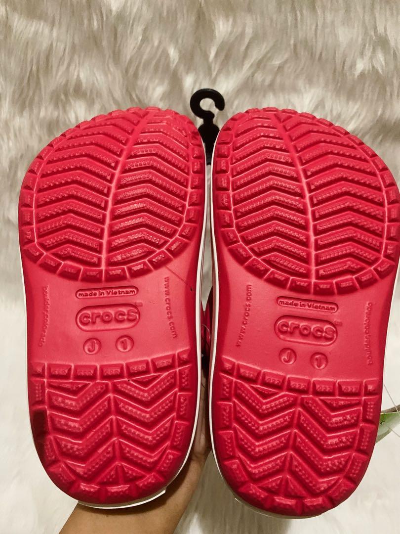 Original and Brandnew Dark Pink Crocs (Category: Other Baby Bathing & Changing Needs) located in Quezon City. Submitted by skinguru (Listing ID 265862377, Image 3). Description: Original and brandnew Crocs dark pink in color Size: J1 (see the chart for exact measurement) With tag. WHAT YOU SEE IS WHAT YOU GET ❌we never sell fake‼️ #best2019.