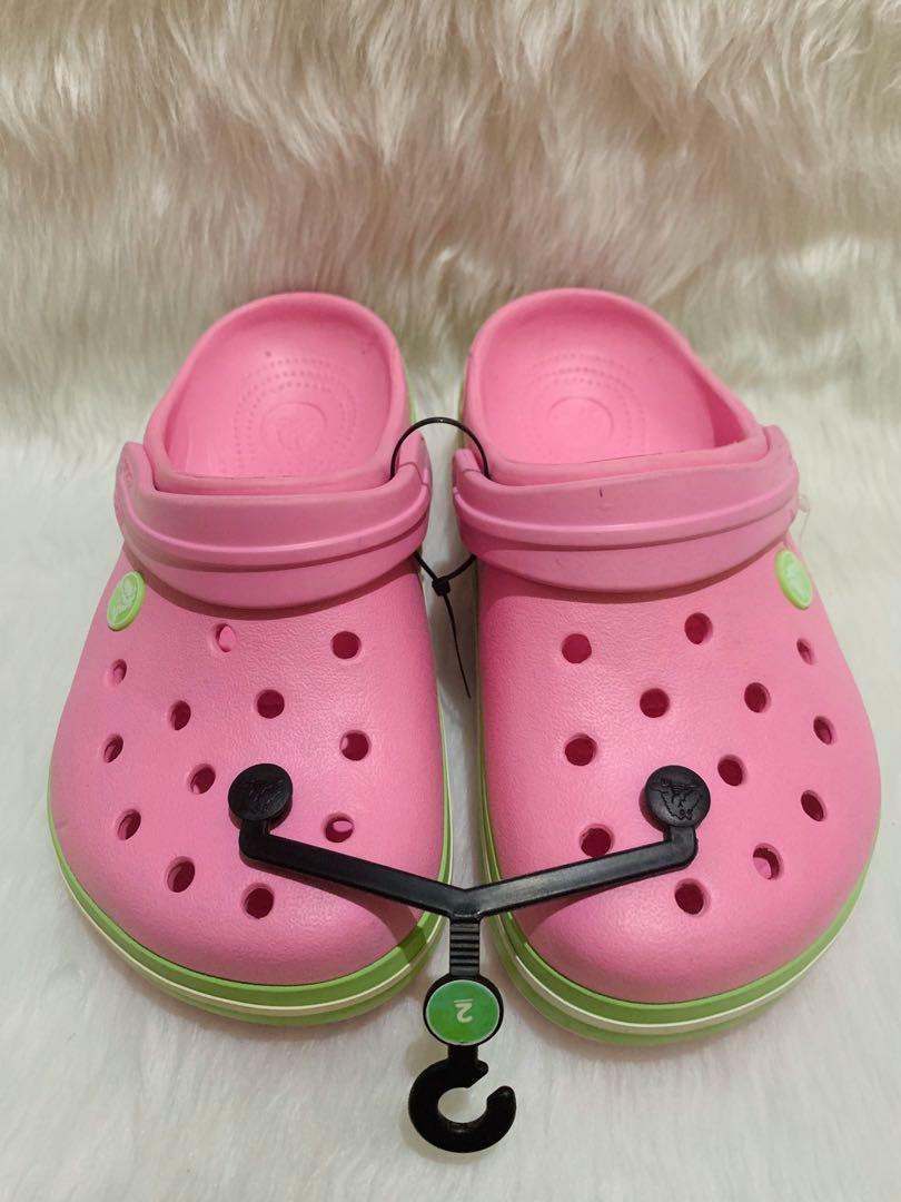 Original and BrandNew Pink Crocs (Category: Babies & Kids Fashion) located in Quezon City. Submitted by skinguru (Listing ID 265861020, Image 1). Description: ORIGINAL AND BRANDNEW CROCS FOR KIDS Size: J2 (see the chart for exact measurement) With Tag What you see is what you get ❌WE NEVER SELL FAKE‼️ #best2019 .