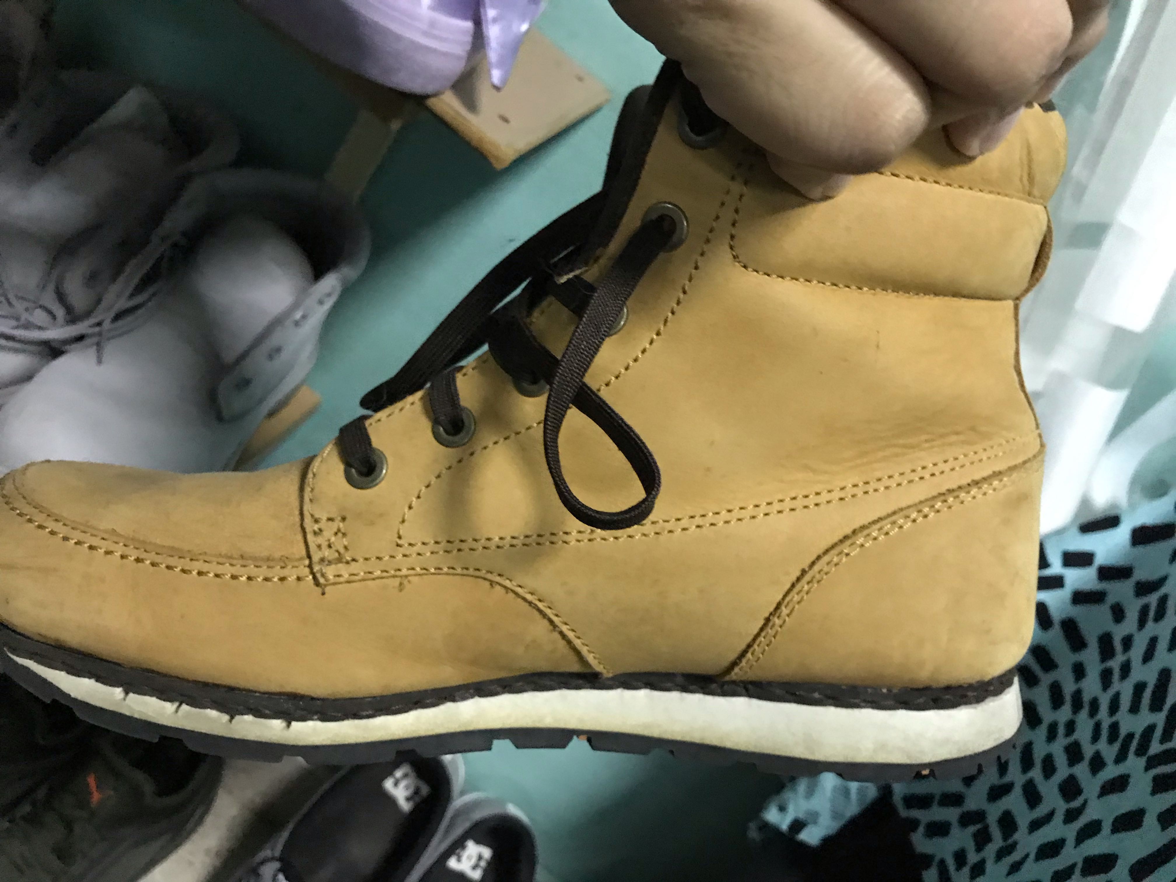 lightweight timberland boots