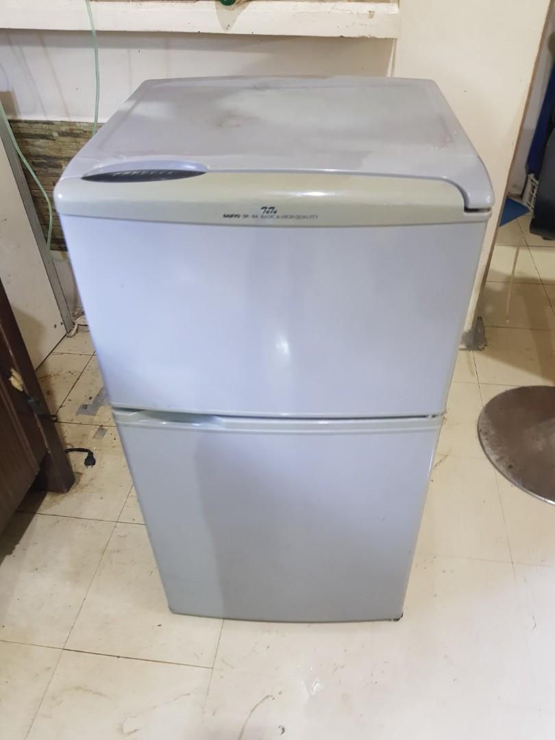 Refrigerator Sanyo SR9A (2 door), TV & Home Appliances, Kitchen